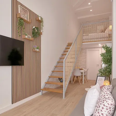 Romantic Roig Arena N10 Virkin 公寓